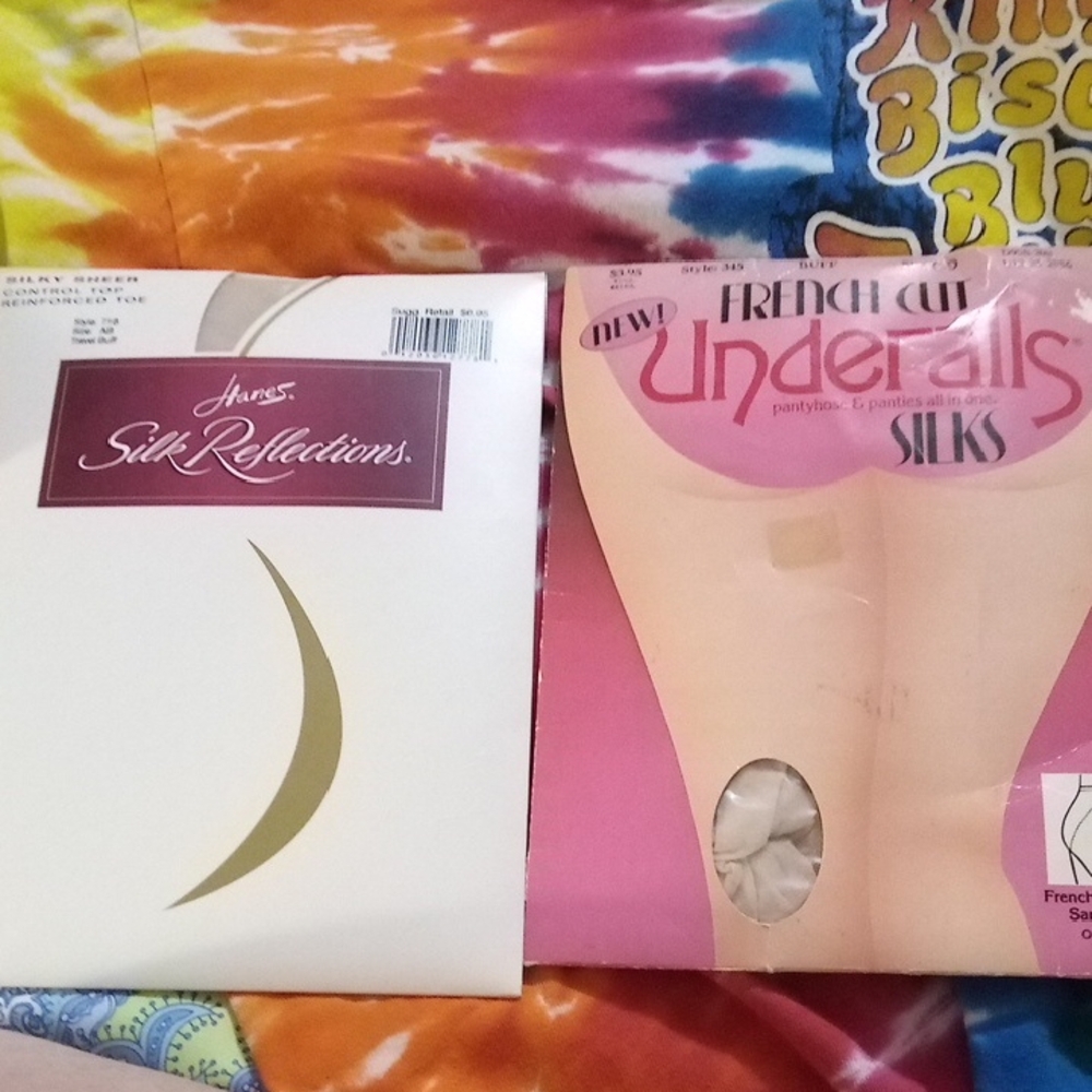Hanes Silk Reflections & French Cut Underalls Nylons